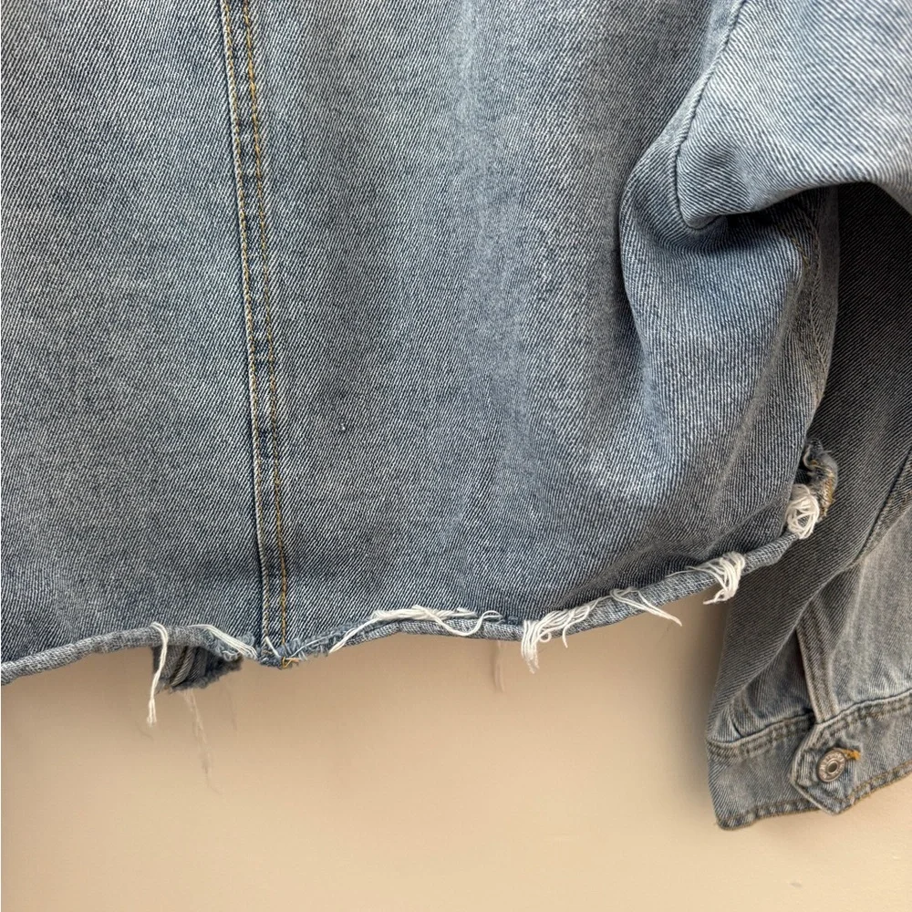 Love Tree Distressed Cropped Jean Jacket - Picture 5 of 5